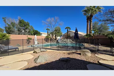 13888 W Wilshire Drive, Goodyear, AZ 85395 - Photo 42