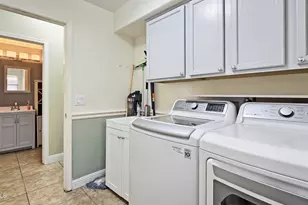 13888 W Wilshire Dr, Goodyear, AZ 85395 - Photo 18