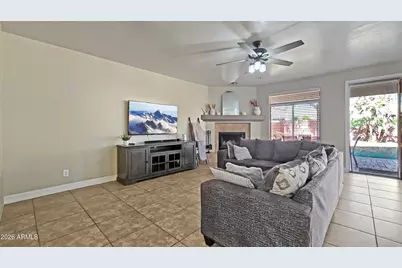 13888 W Wilshire Drive, Goodyear, AZ 85395 - Photo 14