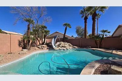 13888 W Wilshire Drive, Goodyear, AZ 85395 - Photo 44