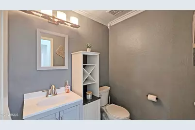 13888 W Wilshire Drive, Goodyear, AZ 85395 - Photo 16