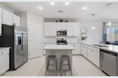 2570 N Coolidge Avenue, Casa Grande, AZ 85122 - Photo 2