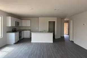 2072 E Velvet Pl, Casa Grande, AZ 85122 - Photo 2