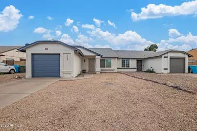 3033 W Rose Garden Lane, Phoenix, AZ 85027 - Photo 2