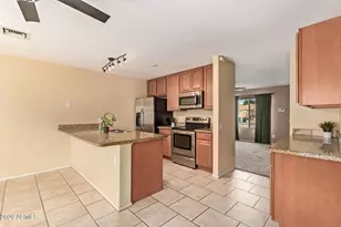 3033 W Rose Garden Ln, Phoenix, AZ 85027 - Photo 4