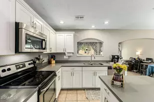 9133 W Cortez St, Peoria, AZ 85345 - Photo 16