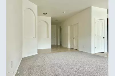 1057 E Sourwood Drive, Gilbert, AZ 85298 - Photo 4