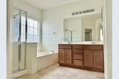 1057 E Sourwood Drive, Gilbert, AZ 85298 - Photo 10