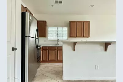 1057 E Sourwood Drive, Gilbert, AZ 85298 - Photo 6