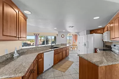 2005 W Broken Arrow Drive, Wickenburg, AZ 85390 - Photo 12