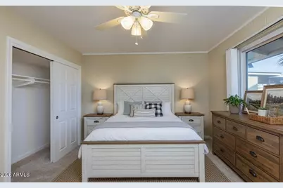 11633 N 107th Avenue, Sun City, AZ 85351 - Photo 12