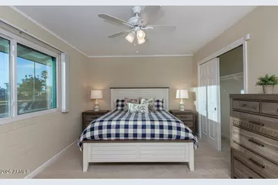 11633 N 107th Avenue, Sun City, AZ 85351 - Photo 10