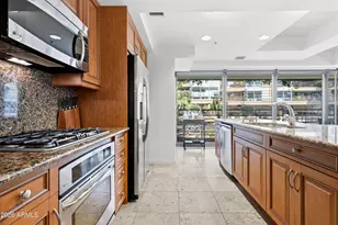 7137 E Rancho Vista Dr, Scottsdale, AZ 85251 - Photo 8