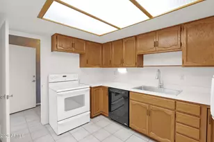 1336 E Maryland Ave, Phoenix, AZ 85014 - Photo 12