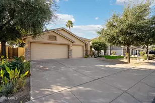 3861 E Aspen Way, Gilbert, AZ 85234 - Photo 2