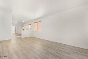 16497 N Oachs Dr, Surprise, AZ 85374 - Photo 10