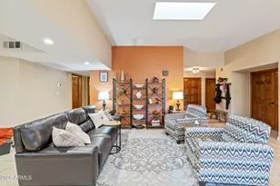 3536 W Paradise Ln, Phoenix, AZ 85053 - Photo 10