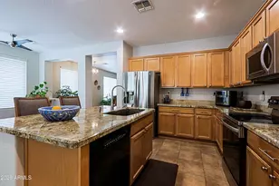 39521 N Laurel Valley Ct, Anthem, AZ 85086 - Photo 10