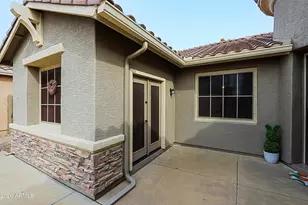 39521 N Laurel Valley Ct, Anthem, AZ 85086 - Photo 2