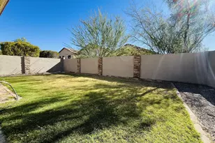 2561 W Woburn Ln, Phoenix, AZ 85085 - Photo 20