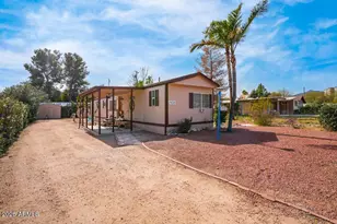 19241 E Abbott St, Black Canyon City, AZ 85324 - Photo 2