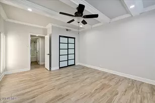 349 E Thomas Rd, Phoenix, AZ 85012 - Photo 12