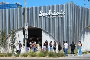 349 E Thomas Rd, Phoenix, AZ 85012 - Photo 16