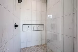 1658 W Lavitt Ln, Phoenix, AZ 85086 - Photo 32