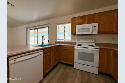 2601 S 80th Lane, Phoenix, AZ 85043 - Photo 6
