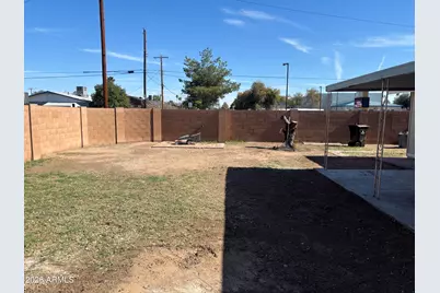 3902 W McLellan Boulevard, Phoenix, AZ 85019 - Photo 34