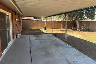 3902 W McLellan Blvd, Phoenix, AZ 85019 - Photo 32