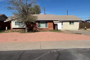 3902 W McLellan Blvd, Phoenix, AZ 85019 - Photo 4