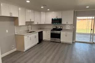 3902 W McLellan Blvd, Phoenix, AZ 85019 - Photo 10