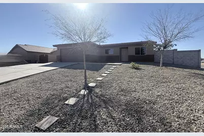 11553 W Benito Drive, Arizona City, AZ 85123 - Photo 1