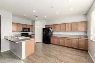 20261 W Desert Bloom St, Buckeye, AZ 85326 - Photo 16