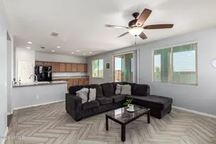 20261 W Desert Bloom St, Buckeye, AZ 85326 - Photo 24