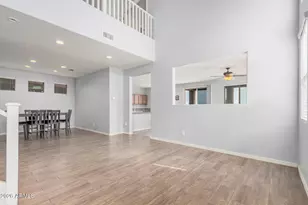 20261 W Desert Bloom St, Buckeye, AZ 85326 - Photo 10