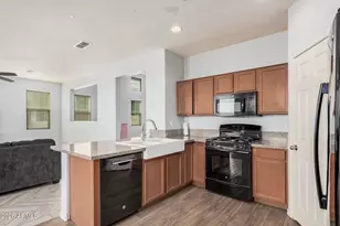 20261 W Desert Bloom St, Buckeye, AZ 85326 - Photo 14