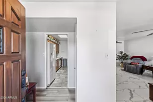 12801 N Lake Dr, Sun City, AZ 85351 - Photo 10