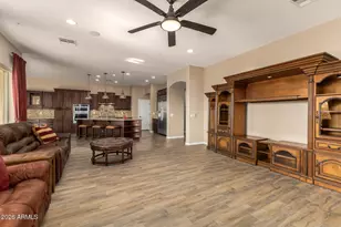 12481 W Milton Dr, Peoria, AZ 85383 - Photo 14