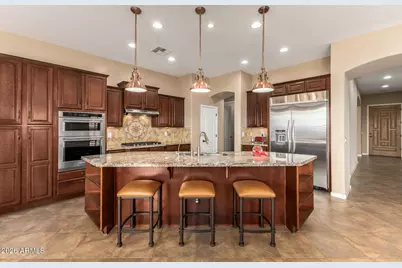 12481 W Milton Drive, Peoria, AZ 85383 - Photo 16