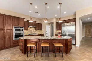 12481 W Milton Dr, Peoria, AZ 85383 - Photo 16