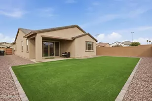 2323 W Grenadine Rd, Phoenix, AZ 85041 - Photo 32