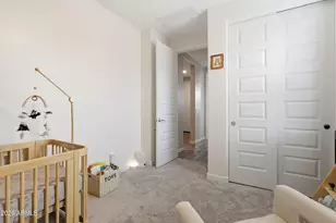 2323 W Grenadine Rd, Phoenix, AZ 85041 - Photo 22