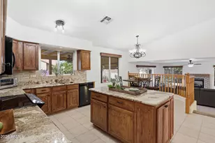 1802 S Brentwood Pl, Chandler, AZ 85286 - Photo 10