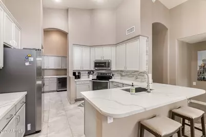 1215 W Carol Ann Way, Phoenix, AZ 85023 - Photo 14