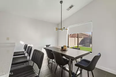 8409 W Pinchot Avenue, Phoenix, AZ 85037 - Photo 12