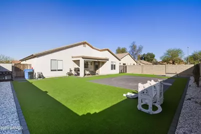 8409 W Pinchot Avenue, Phoenix, AZ 85037 - Photo 4