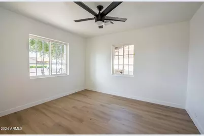 1731 E Verde Lane, Phoenix, AZ 85016 - Photo 18