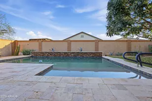 15869 W Mauna Loa Ln, Surprise, AZ 85379 - Photo 36